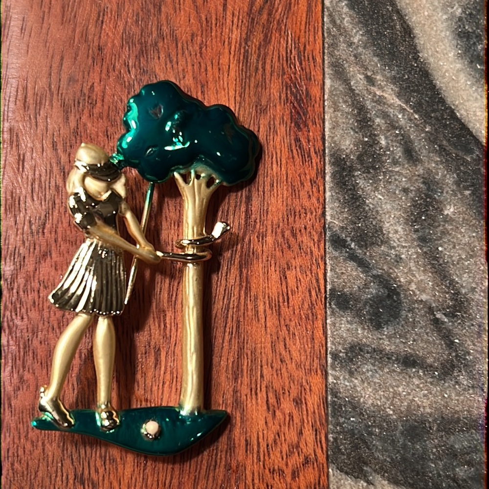 Ladies Golf Pin 2”. Excellent condition.
